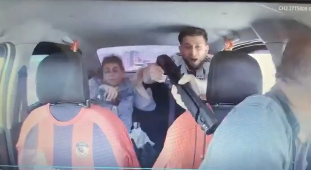 Kahraman taksici! Polise ateş açtığı sırada müdahale etmiş 3