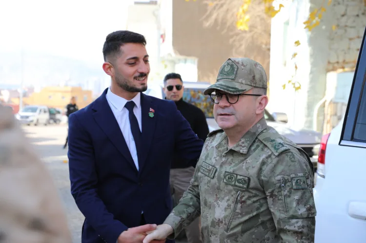 Gaziden Şehitler İçin Duygusal Mevlit Töreni