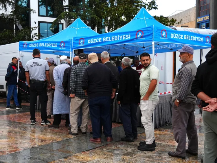 Gaziler Günü’nde Düzce’de Lokma İkramı