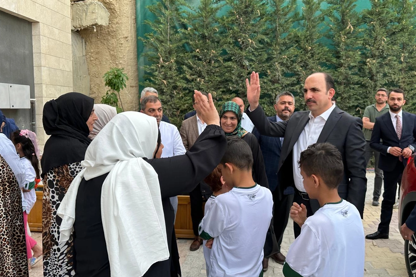 Gazzeli Ailelerle Bir Araya Gelen Başkan Altay