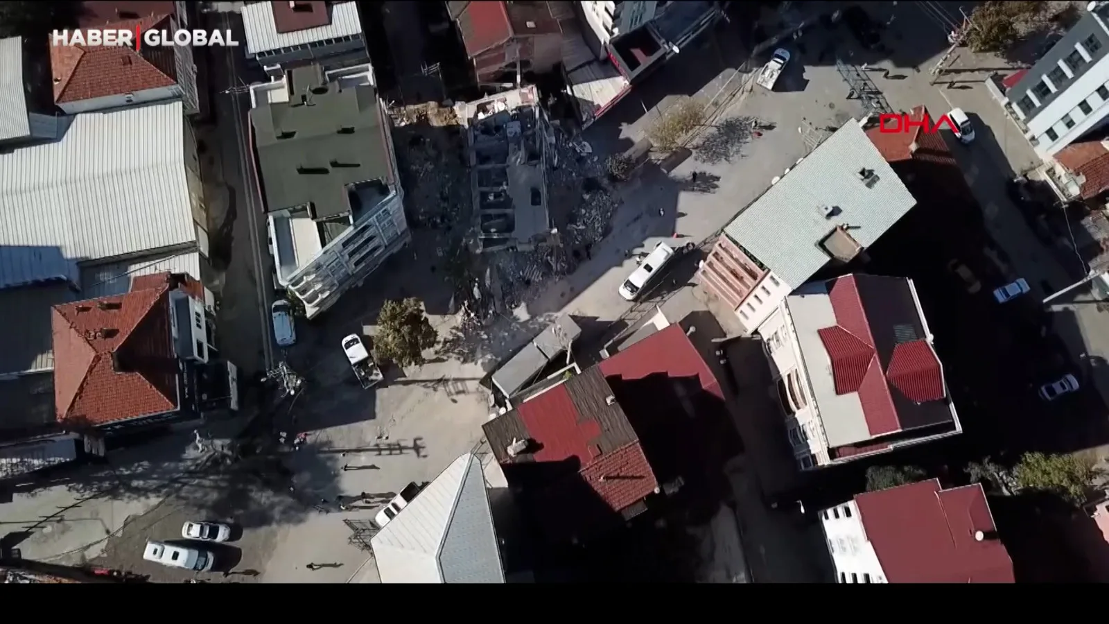 Gebze’de Çöken Apartman Sonrası 16 Bina Tahliye!