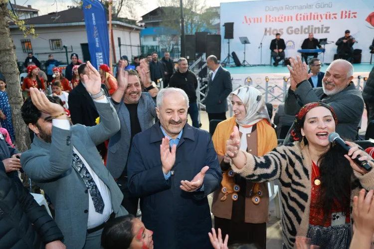 Gebze’de Dünya Romanlar Günü Coşkuyla Kutlandı!