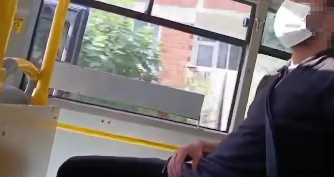 Gebze’de Halk Otobüsünde Müstehcen Davranış!