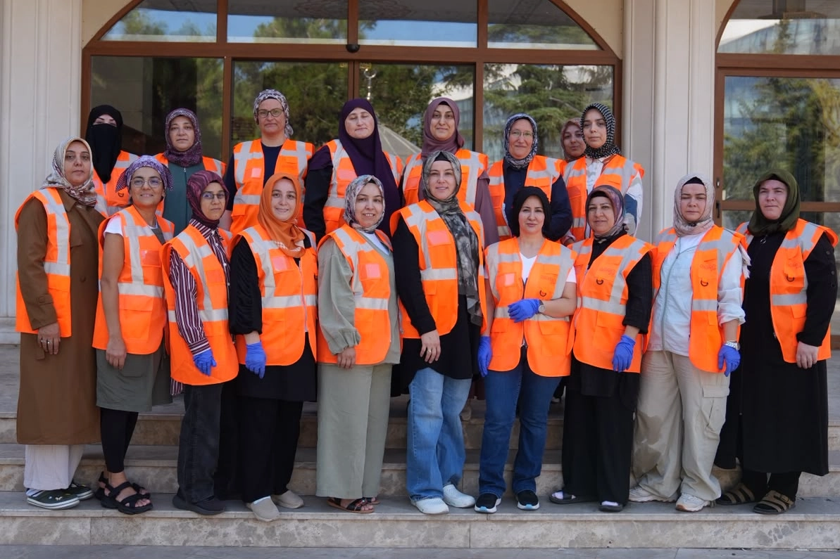 Gebze’de İyilik İçin Gönüllü Temizlik Hareketi