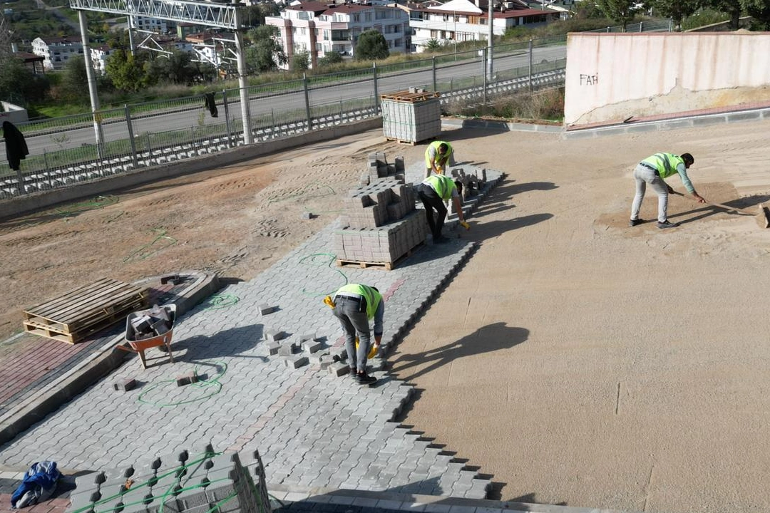 Gebze’de Üstyapı Çalışmaları Hızla Devam Ediyor
