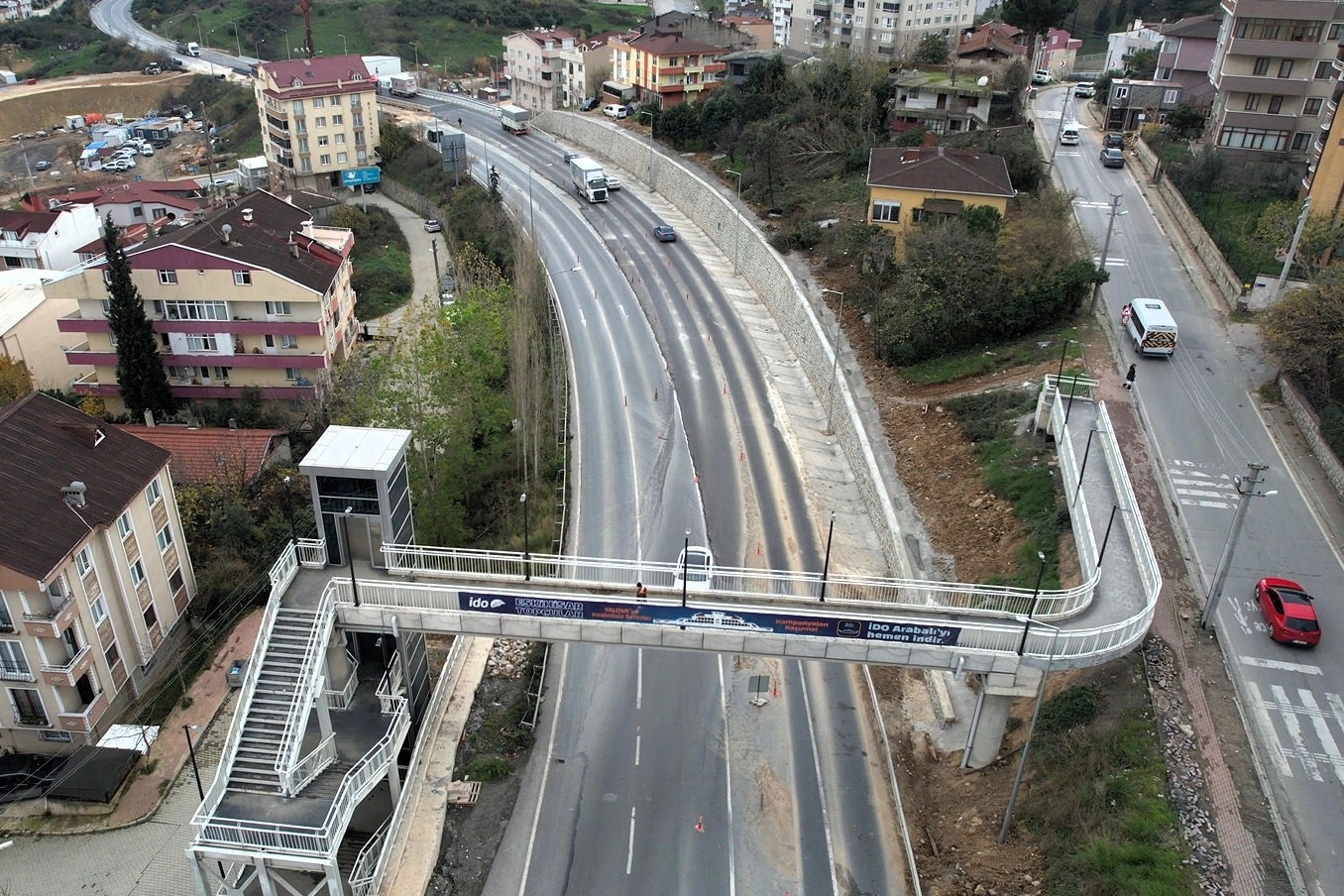 Gebze’de Yeni Köprülü Kavşak Trafiği Rahatlatacak!