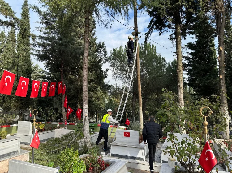 Gebze Şehitliği’nde Kapsamlı Bakım ve Yenileme