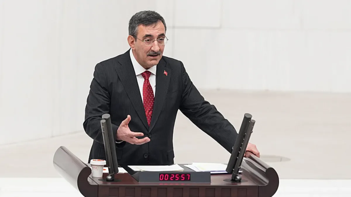 Geleceği Şekillendiren Anayasa Çağrısı