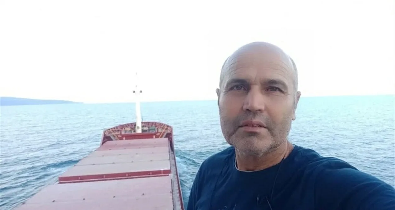 Gemide Hayatını Kaybeden Kaptan Rahmi Temel, Son Yolculuğuna Uğurlandı