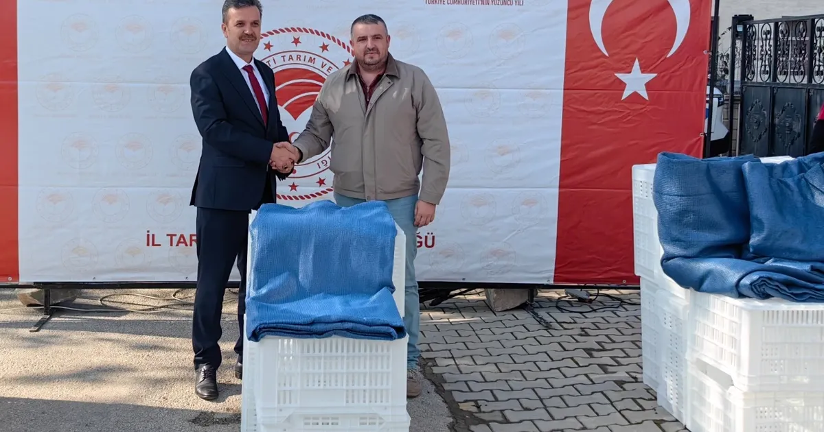 Gemlik’te 19 Zeytin Üreticisine Ekipman Desteği!