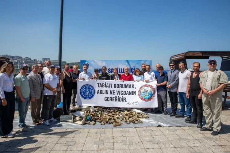 Gemlik’te Deniz Dibi Temizliğiyle Çevre Bilinci Artıyor