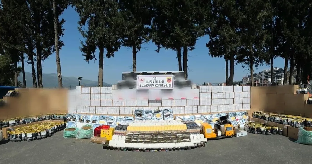 Gemlik’te Milyonlarca Kaçak Tütün Ele Geçirildi!