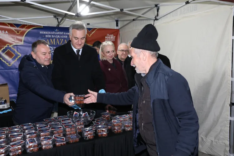Gemlik’te Ramazan İftarıyla Dayanışma Ruhu