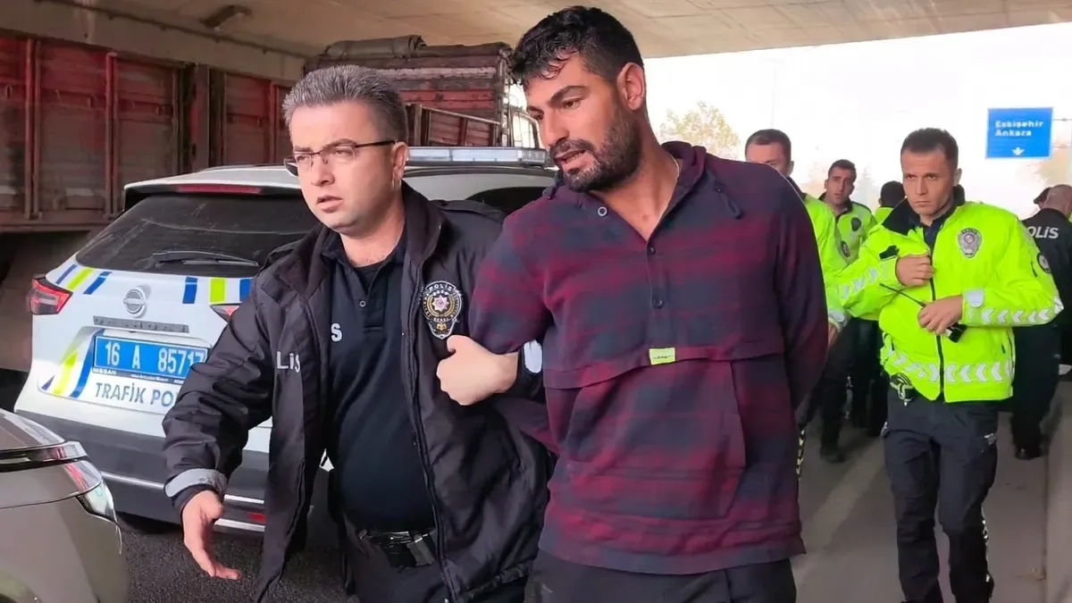 Gemlik’te Sokak Ortasında Silahlı Cinayet!