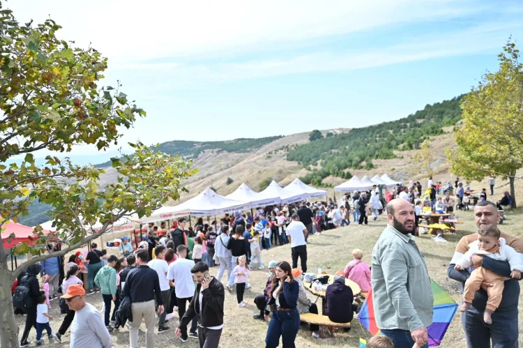 Gemlik’te Uçurtma Şenliği Coşkuyla Yapıldı!
