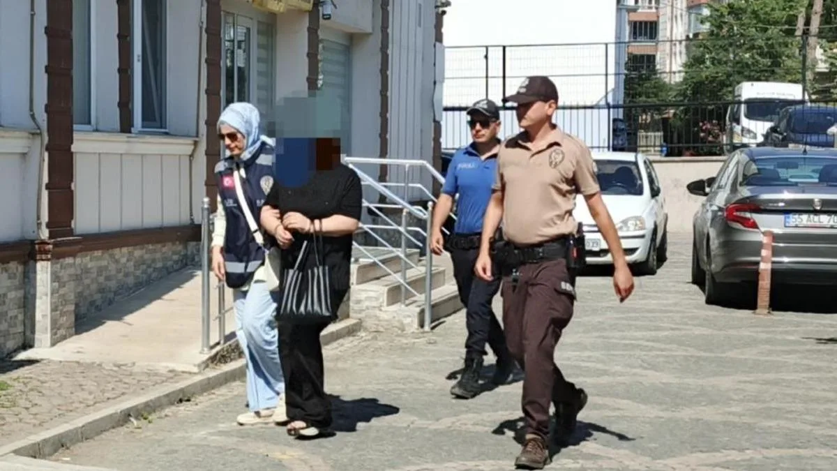 Genç Kadın Dördüncü Kattan Düşerek Hayatını Kaybetti