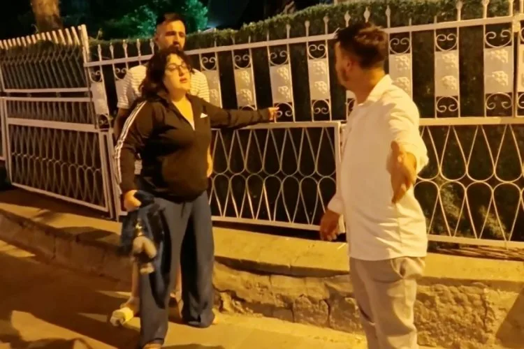 Genç Kadın Köprüden Atlamak İstedi, Polis Engelledi!