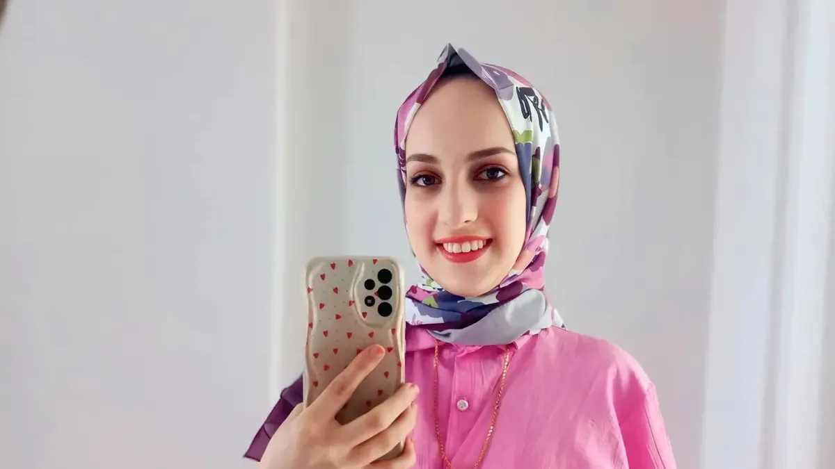 Genç Kadın Pencereden Düştü, Hayatını Kaybetti