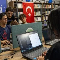 Genç yazılımcılar teknoloji maratonunda buluştu