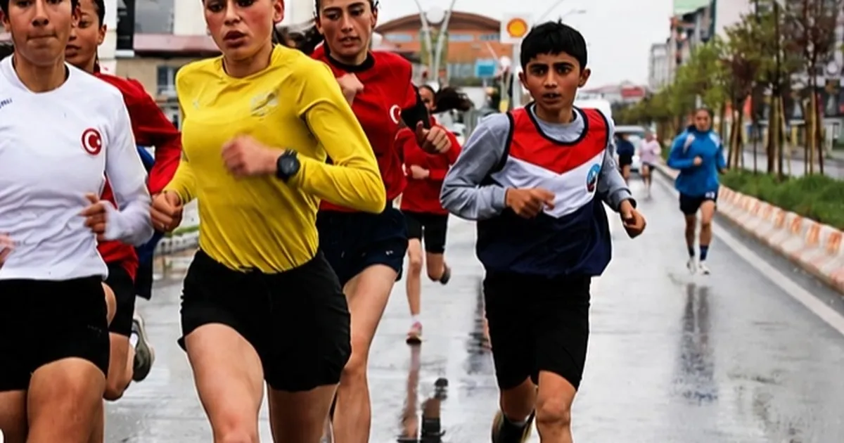 Gençler 19 Mayıs’ta Sporla Coştu!