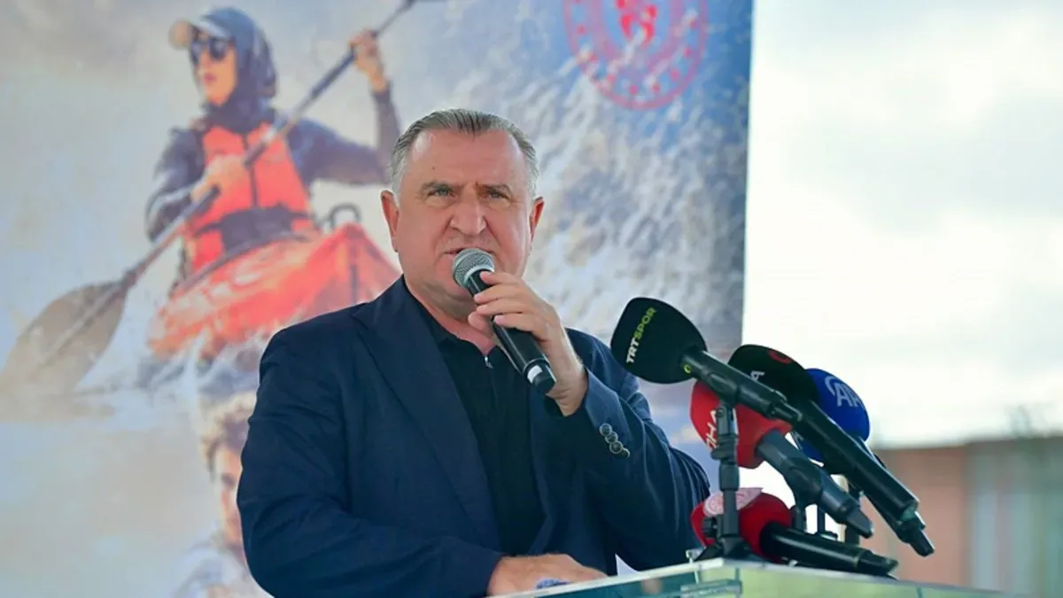 Gençler İçin Her Şey: Osman Aşkın Bak