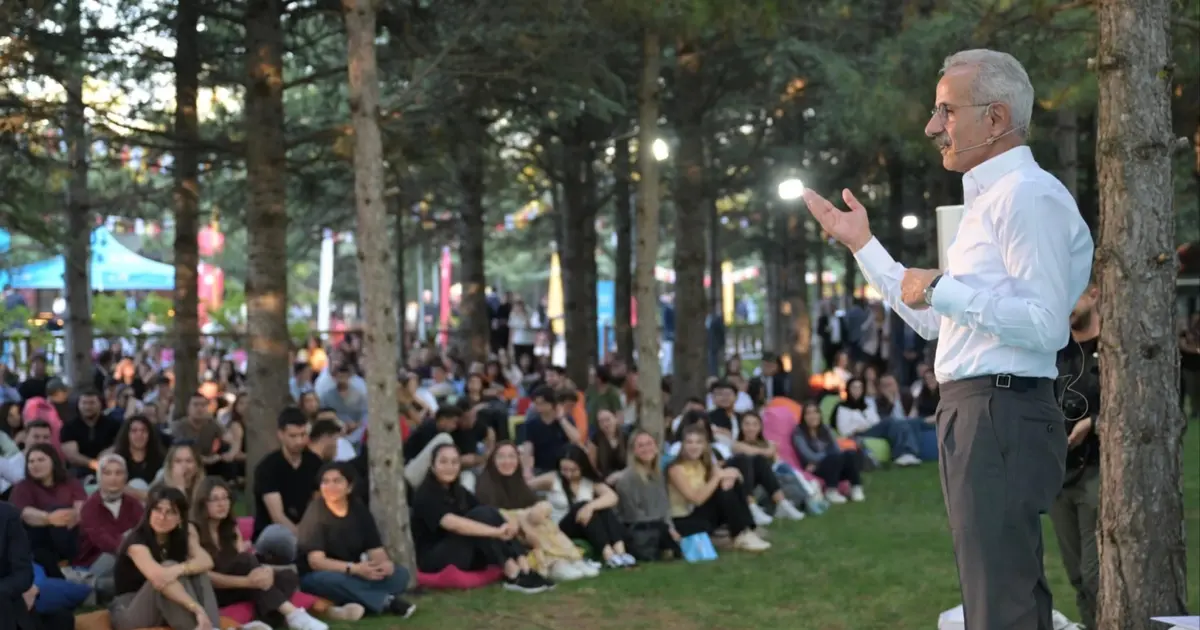 Gençler, Kariyer İçin PTT’de Buluştu!