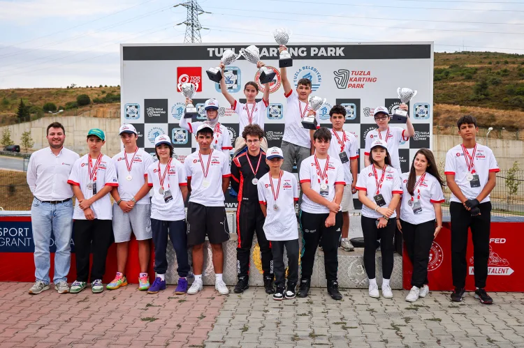 Gençler Kartingde Şampiyonluk İçin Yarıştı!