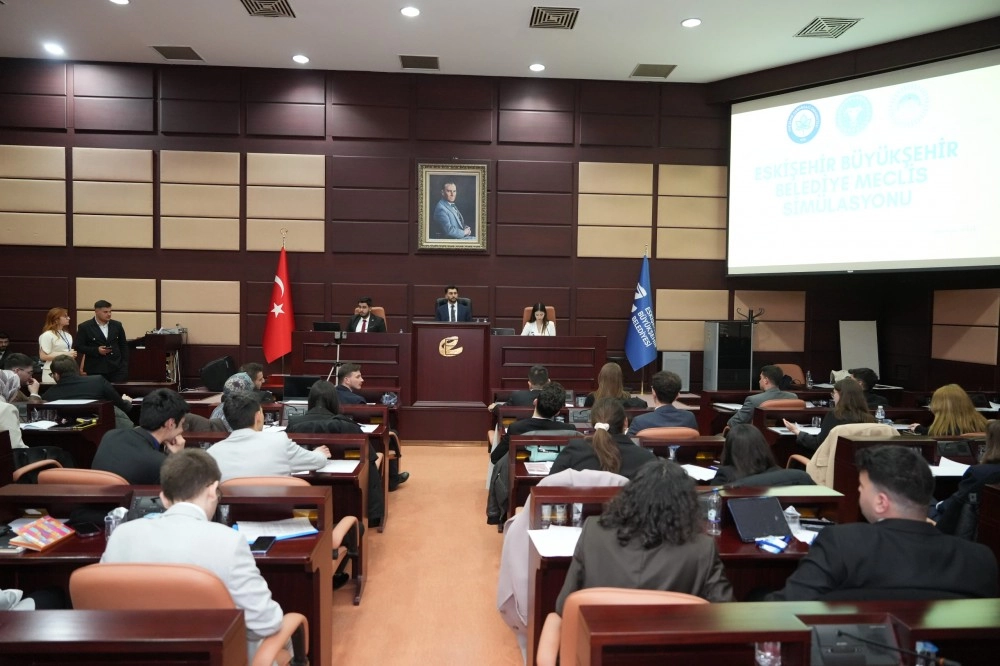 Gençler, Meclis Simülasyonu ile Yerel Yönetimi Deneyimledi