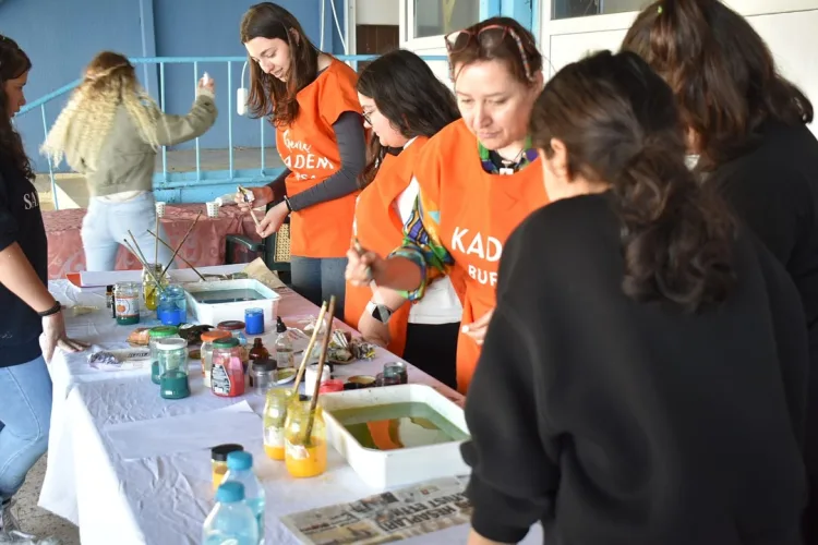 Gençler, Mudanya’da Bayram Coşkusu Yaşadı