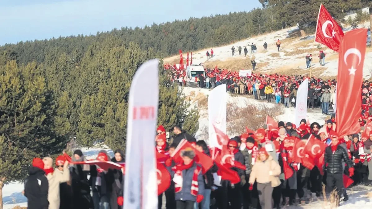 Gençler Sarıkamış’ta Şehitleri Anıyor!