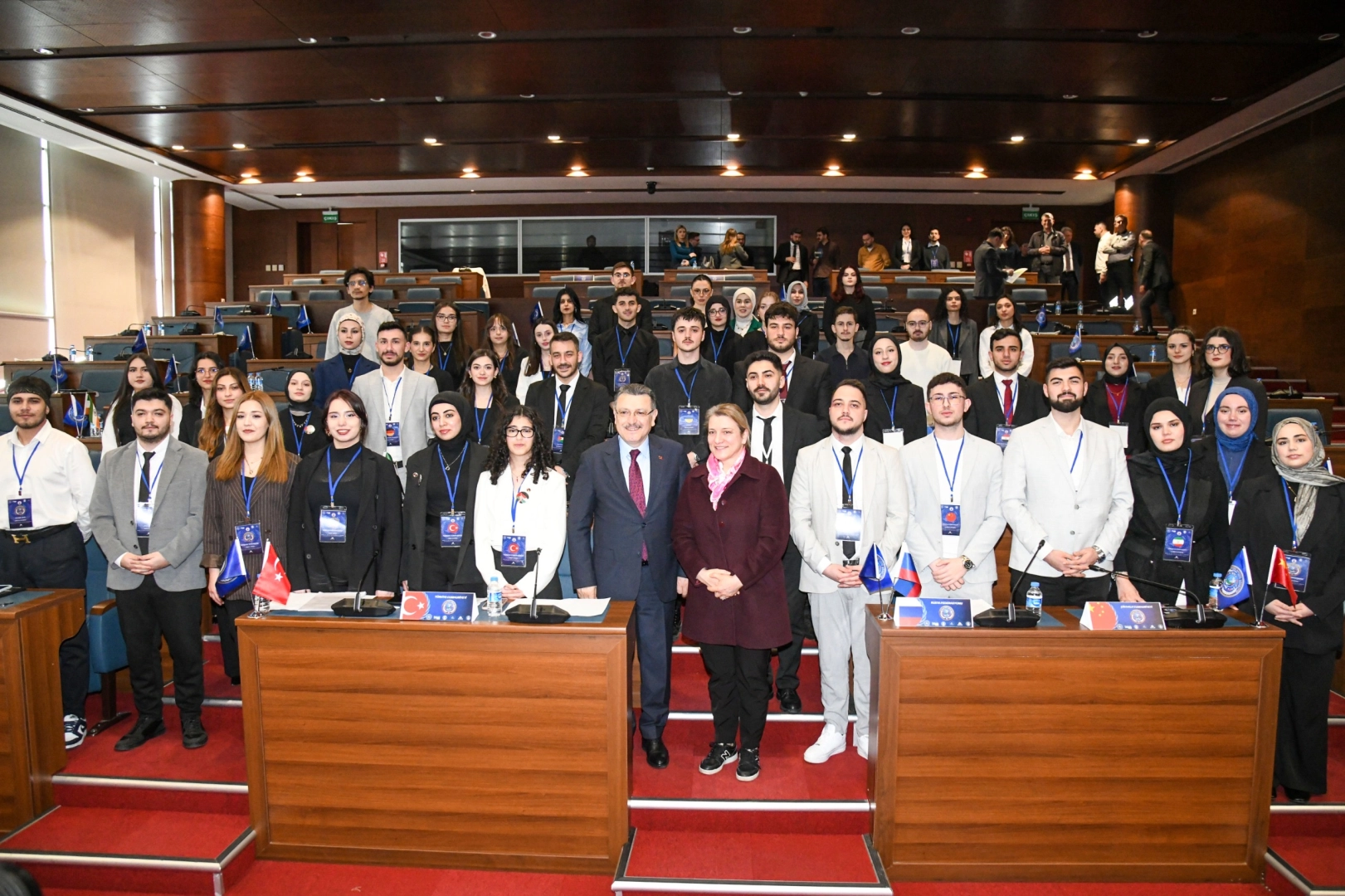 Gençlerden Diplomasiye Güçlü Adım!