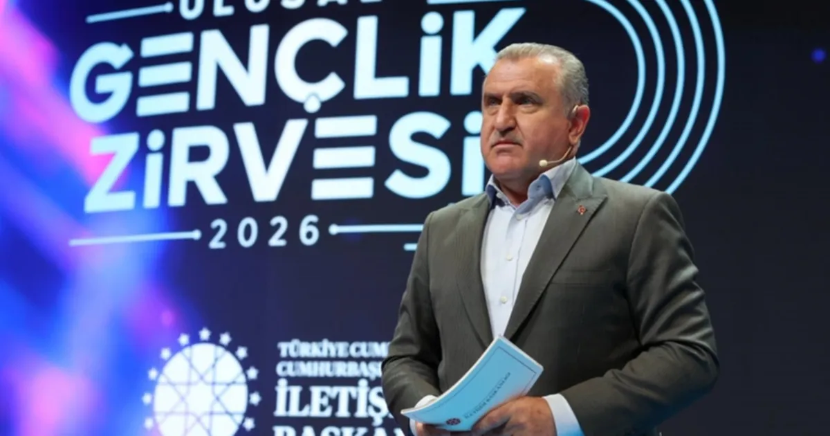 Gençlere Dezenformasyon Uyarısı: Bakan Bak