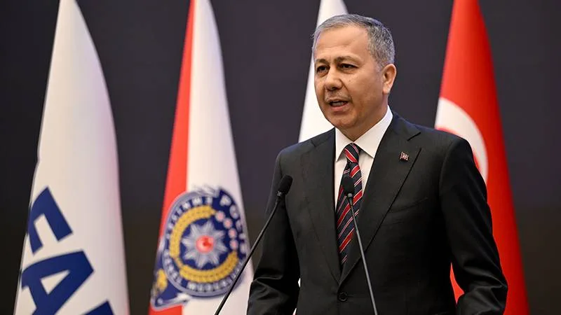Gençlerin Geleceği Tehdit Altında: Sanal Kumar!