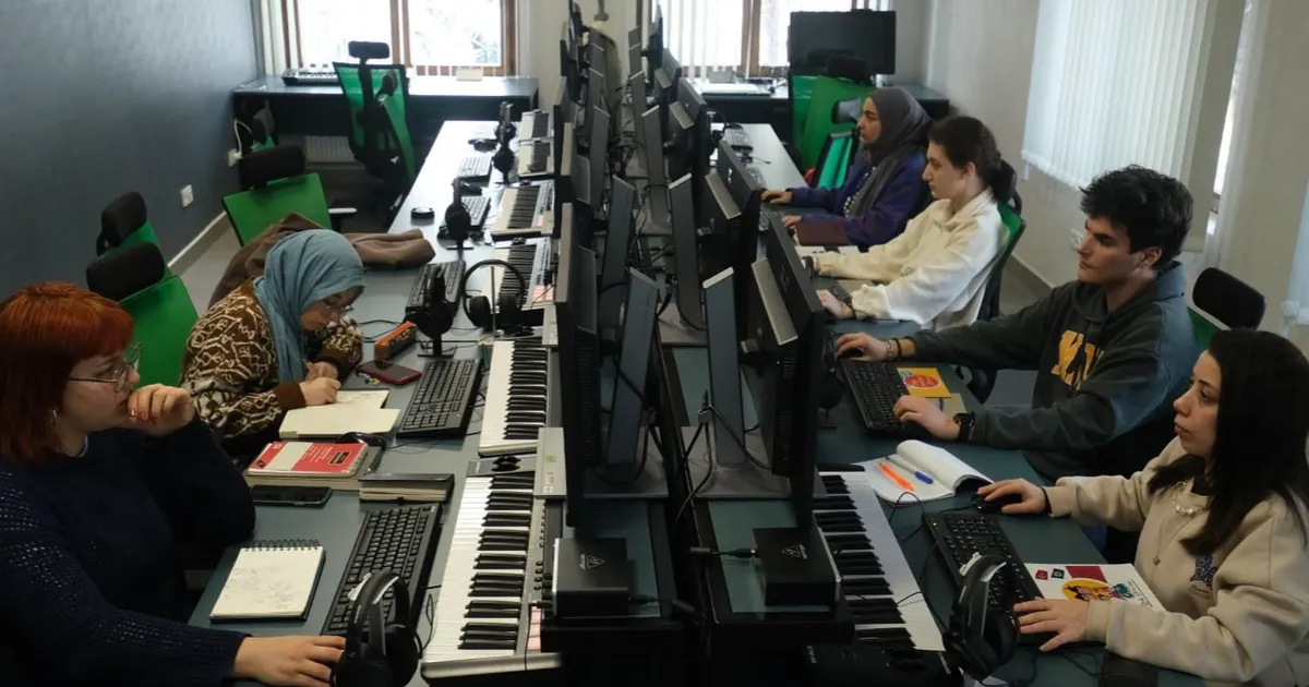 Gençlik Merkezleri Kocaeli’de Öğrencilerin Yıldızı