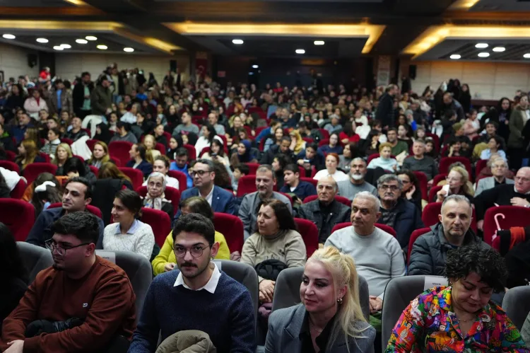 Gençlik Senfoni Orkestrası İlk Konserinde Büyüledi!