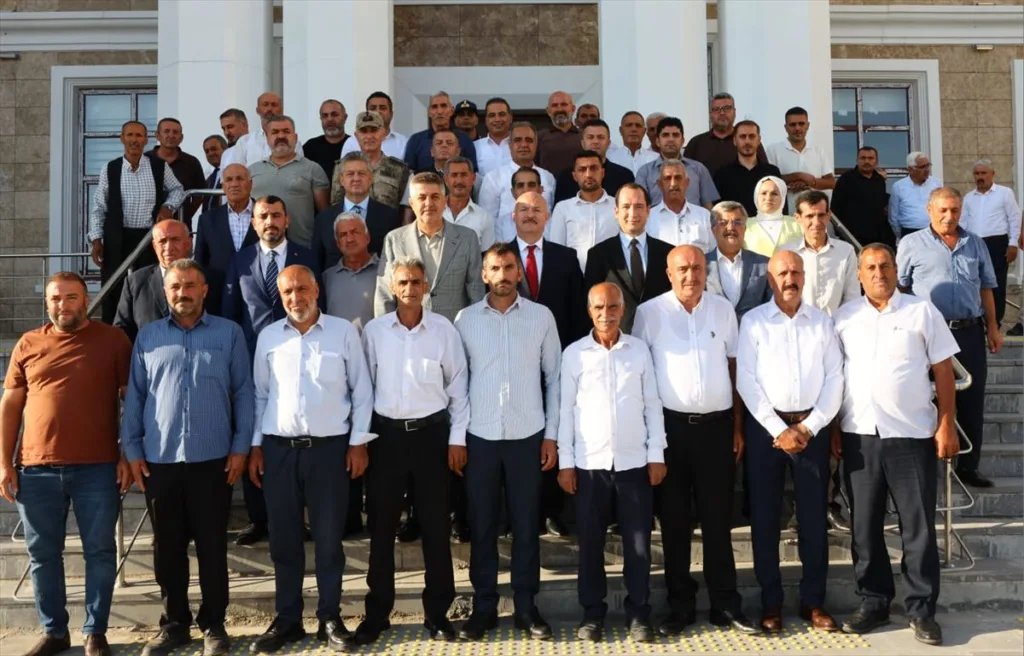 Gerger’de Muhtarlarla Sorunlar ve Çözüm Yolları İstişaresi