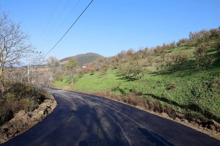 Geyve’de 10 Km Sıcak Asfalt Çalışmaları Başladı
