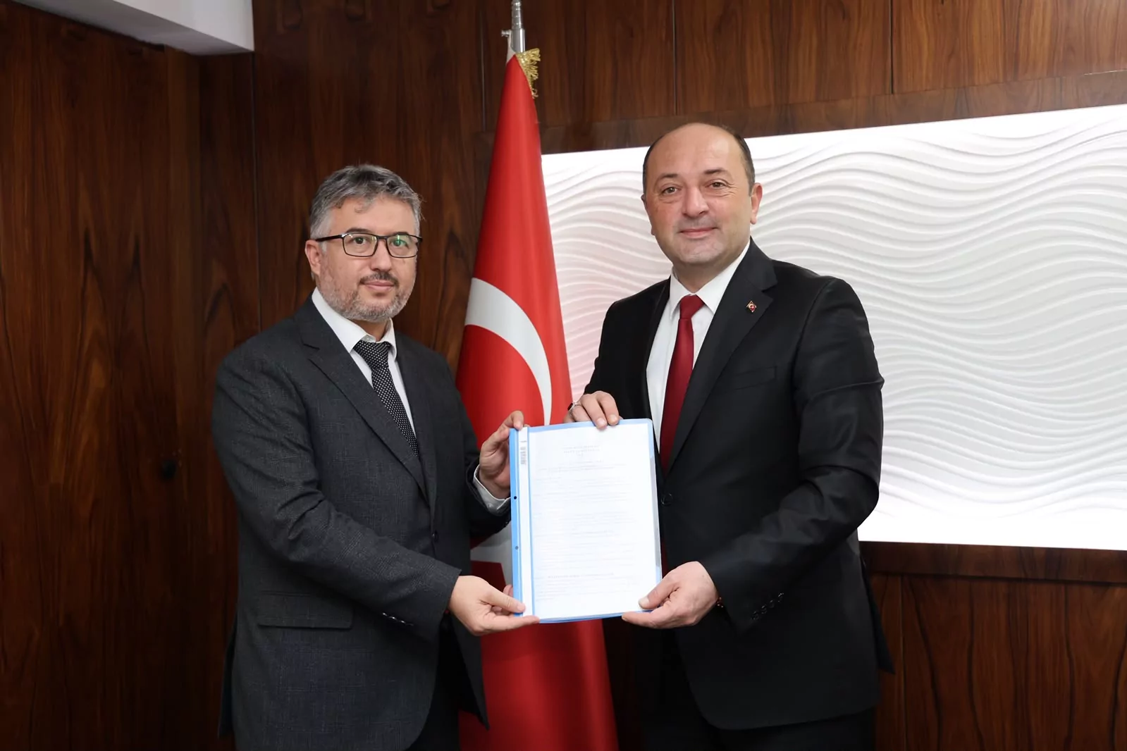 Geyve’de Camiler Temizliğe Kavuşuyor!