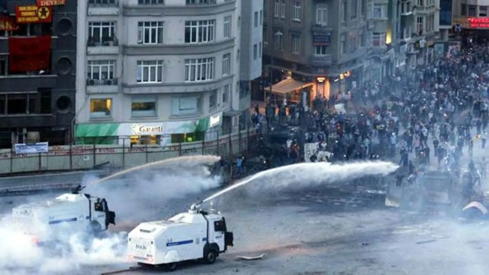 Gezi Parkı Eylemleri: Tarihin Dönüm Noktası