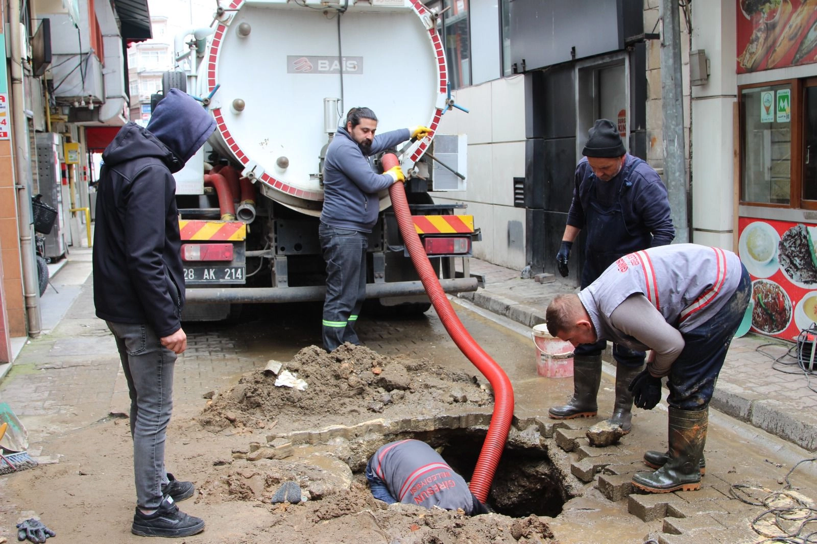 Giresun’da Altyapı Çalışmaları Hız Kesmeden Devam Ediyor