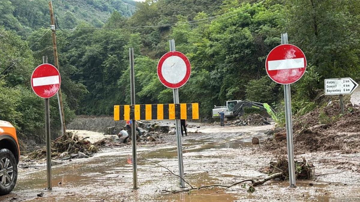 Giresun’da Sel Felaketi: 2 Kayıp, Arama Devam Ediyor