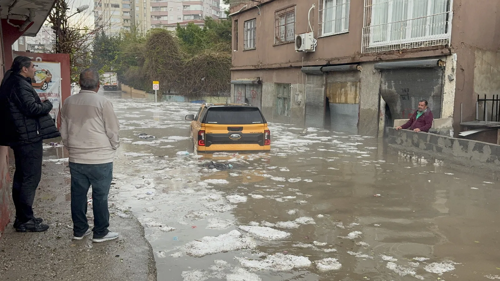 Gök Gürültülü Sağanak Yağış Uyarısı: 45 İl Etkilenecek