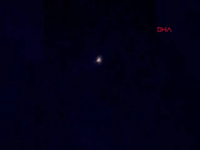 Gökyüzünde görülen cisim heyecan yarattı! O anlar kamerada...