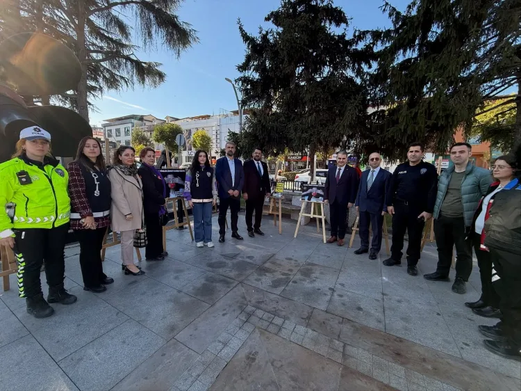 Gölcük’te Kadına Şiddete Karşı Farkındalık Etkinliği