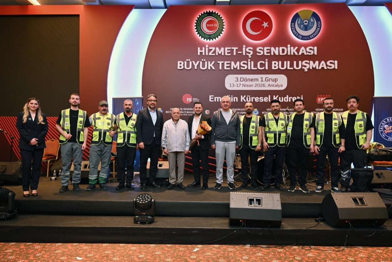 Grup Şantiye, Antalya’da Müzik Ziyafeti Sundu!