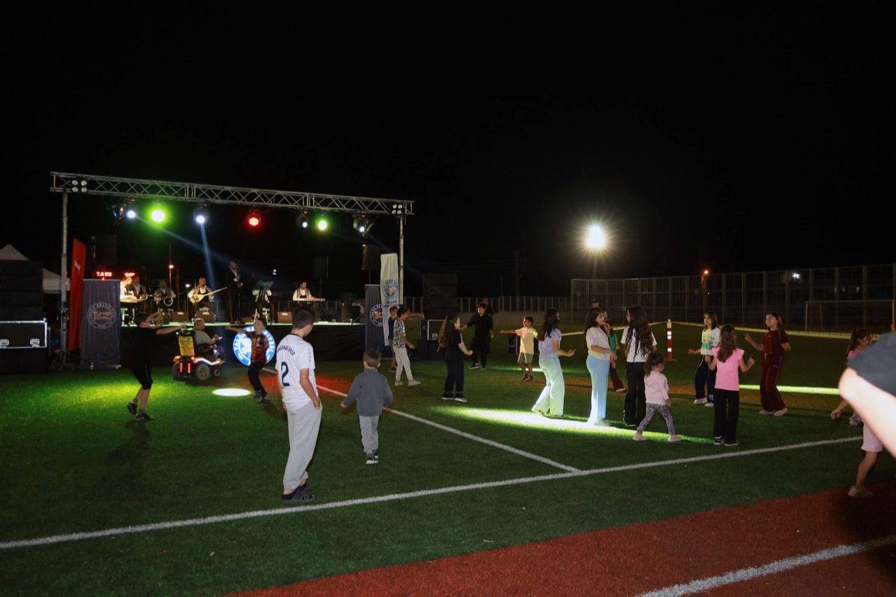 Grup Şantiye, Başakpınar’da Mahalle Konseri Verdi!