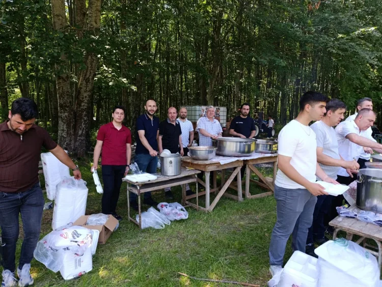 Güde Köyü’nde Yağmur ve Şükür Duası Coşkusu