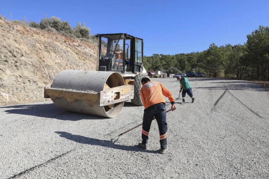 Gülnar’da Ulaşımda Büyük Yenilik: Yollar Genişliyor!
