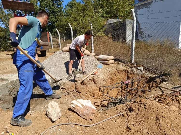 Gümüşdere’de Bayrak Coşkusu: 20 Metre Yükseldi!
