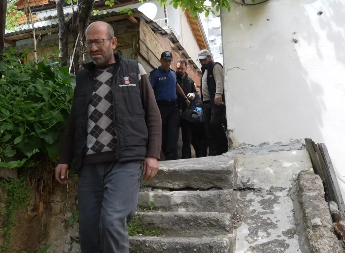 19 yaşındaki Rabia ölü bulundu! Yakınları sinir krizi geçirdi 4